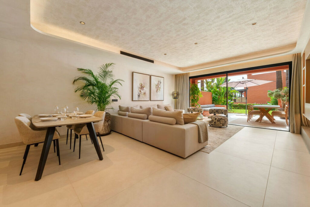 Semi-Detached House The Golden Mile Málaga - image 4