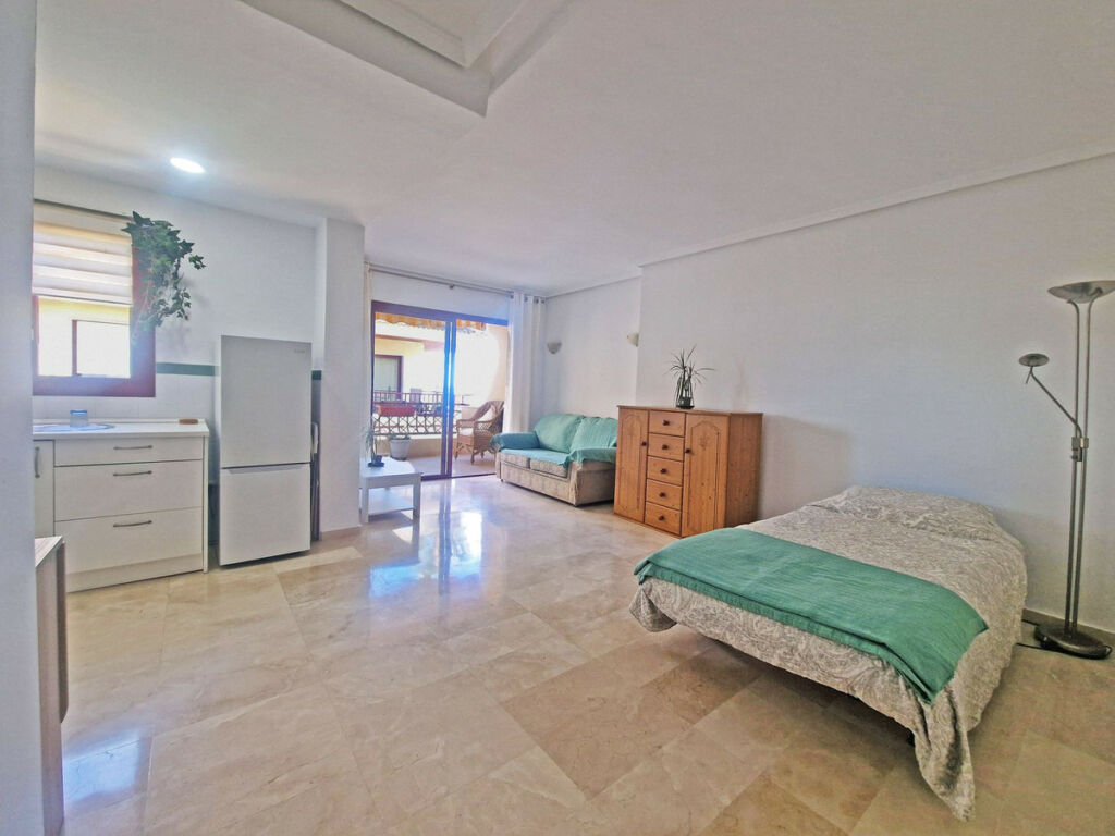 Middle Floor Studio Riviera del Sol Málaga - image 6