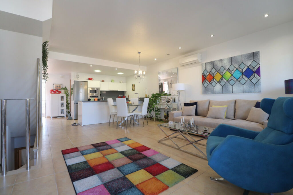 Townhouse Benijofar Alicante - image 3