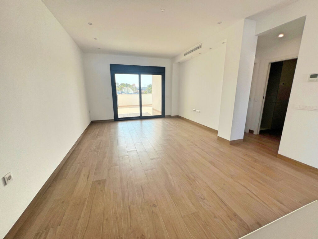 Ground Floor Apartment Finestrat Alicante - image 3
