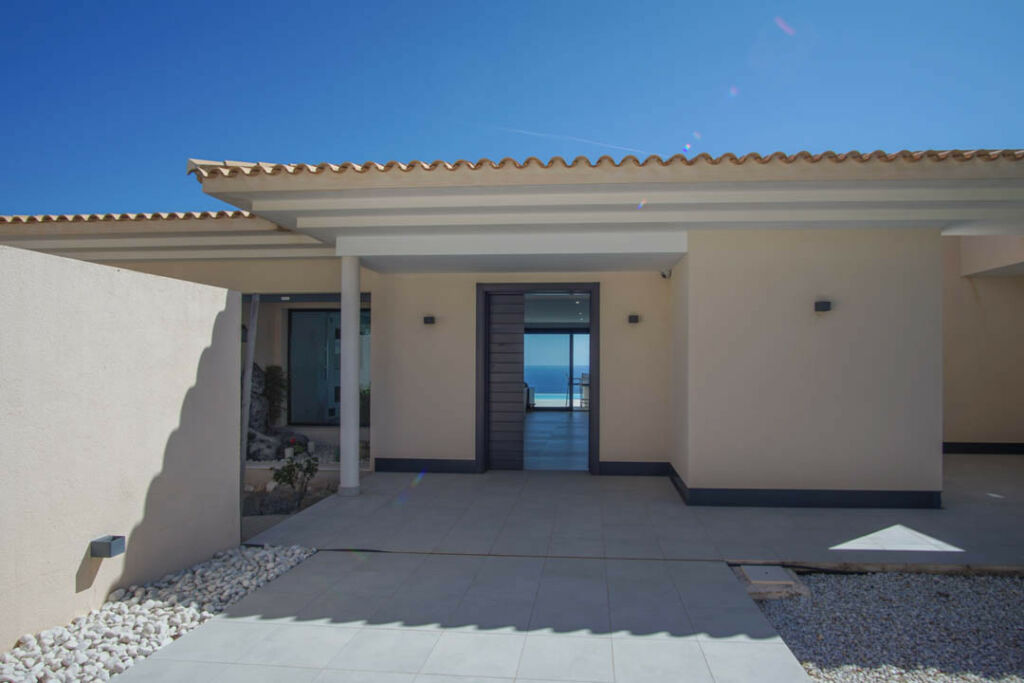 Detached Villa Altea Alicante - image 3