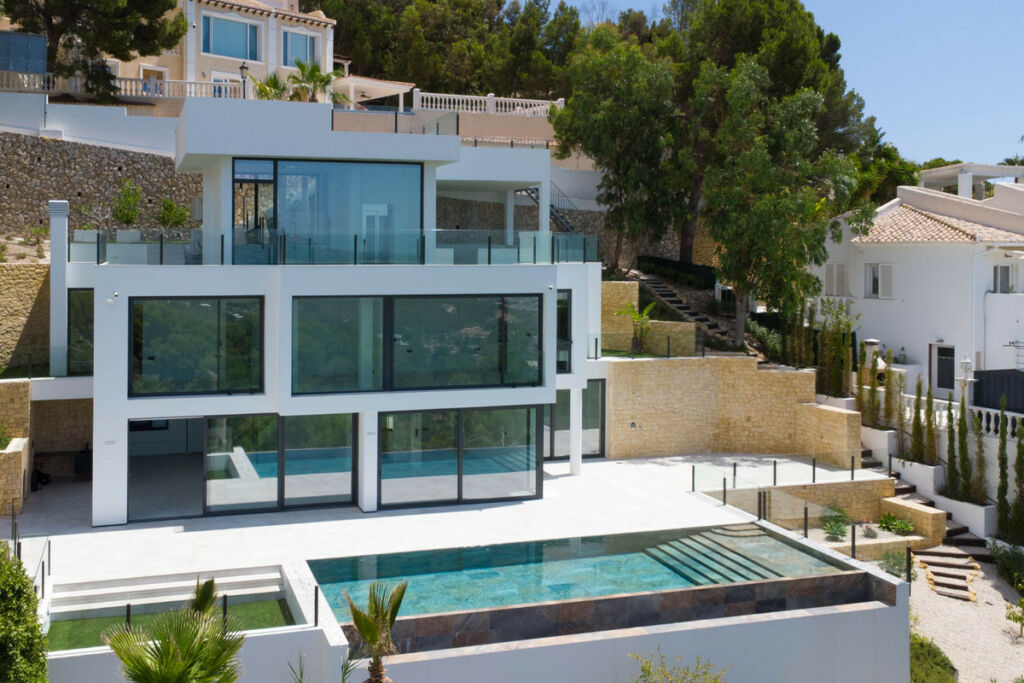 Detached Villa Altea Alicante - image 3