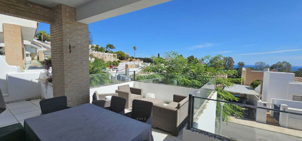 Detached Villa Benalmadena Málaga - image 3
