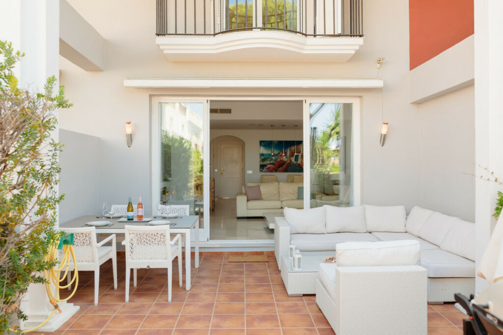 Townhouse Bahía de Marbella Málaga - image 3