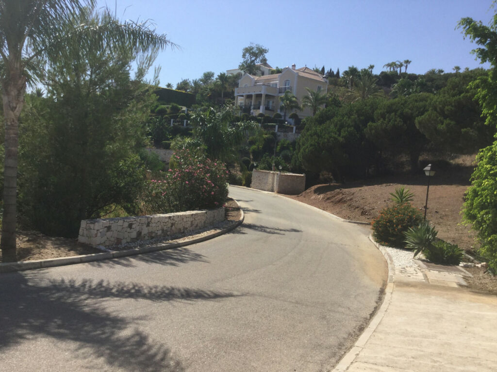 Residential Plot Valtocado Málaga - image 3