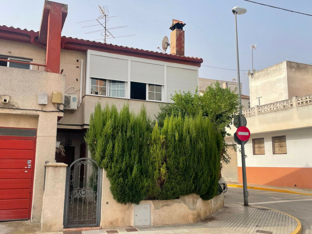 Townhouse Rojales Alicante - image 3