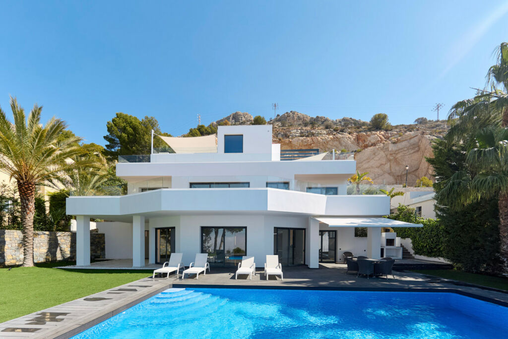 Detached Villa Altea Alicante - image 3