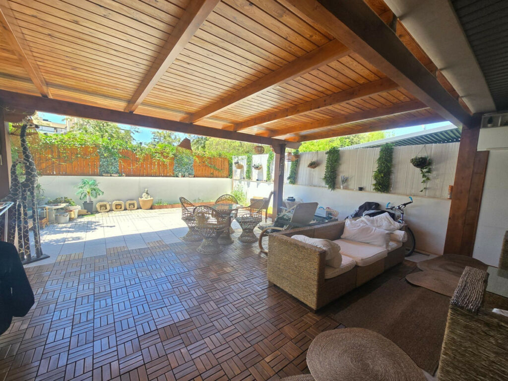Ground Floor Apartment El Pinillo Málaga - image 3
