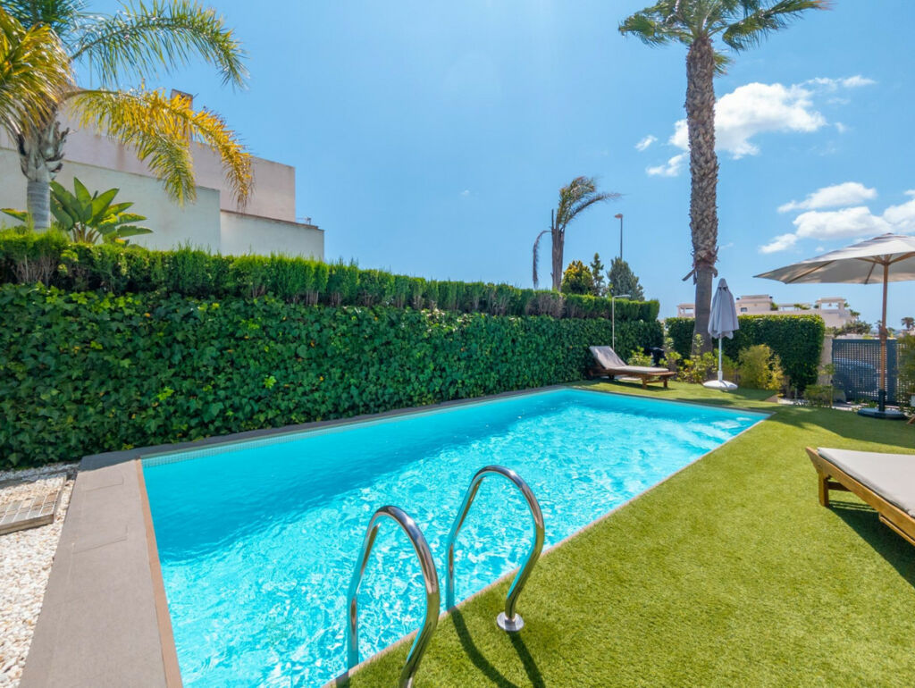 Detached Villa Ciudad Quesada Alicante - image 24