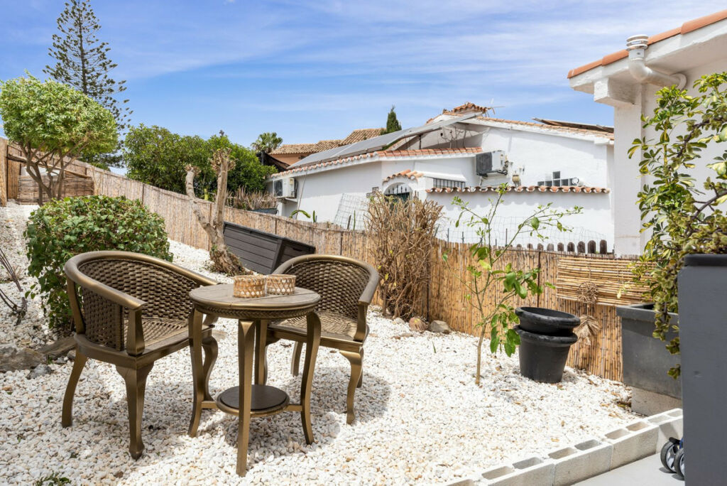 Semi-Detached House El Faro Málaga - image 4