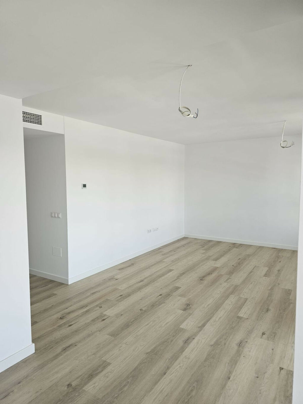 Top Floor Apartment La Campana Málaga - image 3
