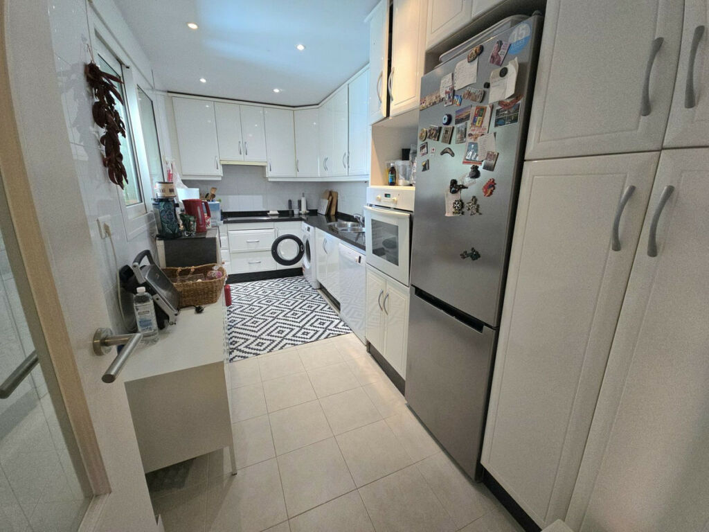 Top Floor Apartment Torrequebrada Málaga - image 3