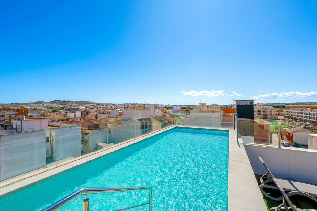 Middle Floor Apartment Formentera del Segura Alicante - image 3