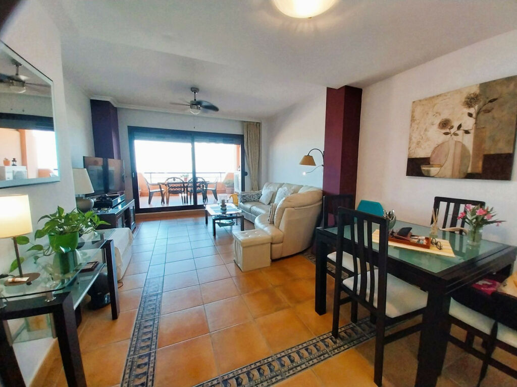 Middle Floor Apartment Calahonda Málaga - image 3