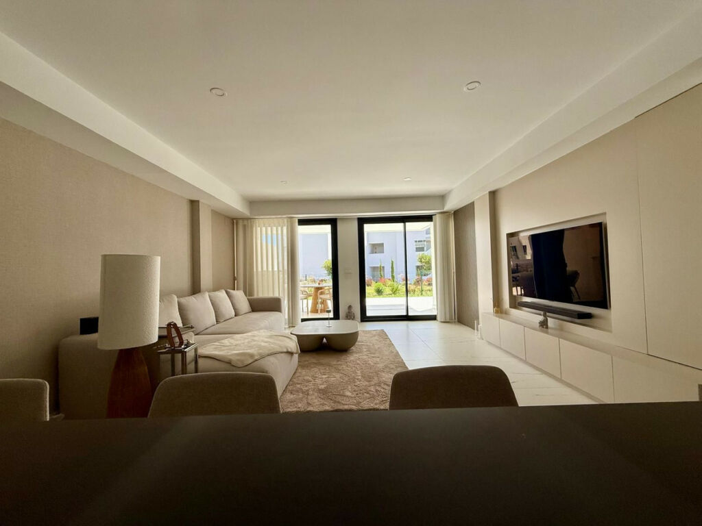 Ground Floor Apartment Casares Playa Málaga - image 3