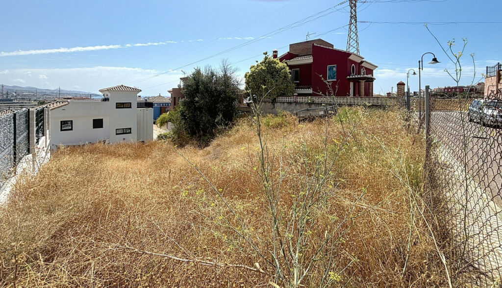Residential Plot Torre del Mar Málaga - image 3