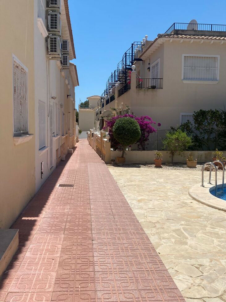 Middle Floor Apartment Lo Pepin Alicante - image 3