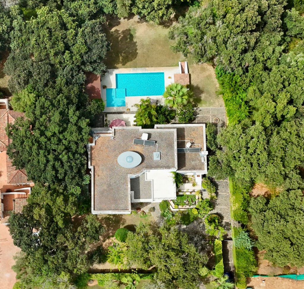 Detached Villa Sotogrande Alto Cádiz - image 3