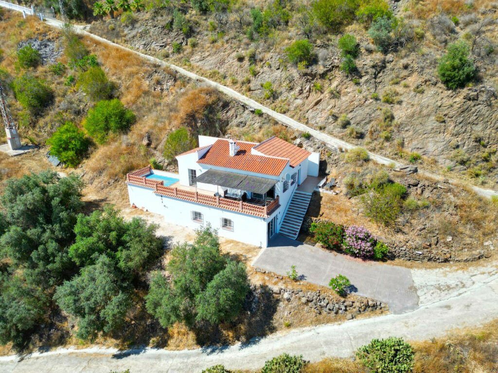 Detached Villa Arenas Málaga - image 3