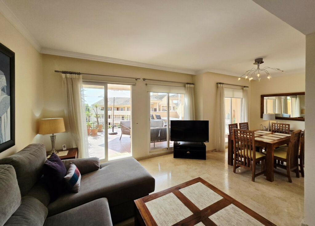 Penthouse Elviria Málaga - image 3