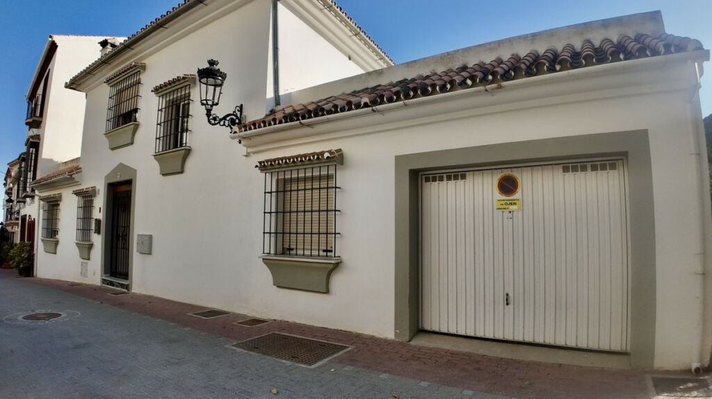 Detached Villa Ojén Málaga - image 30
