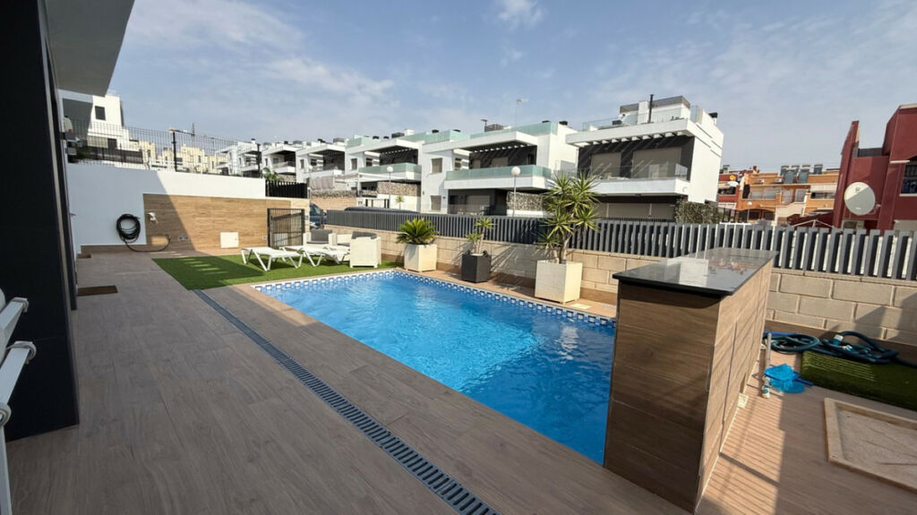 Detached Villa Orihuela Alicante - image 30