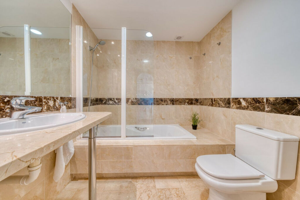 Ground Floor Apartment Calahonda Málaga - image 30