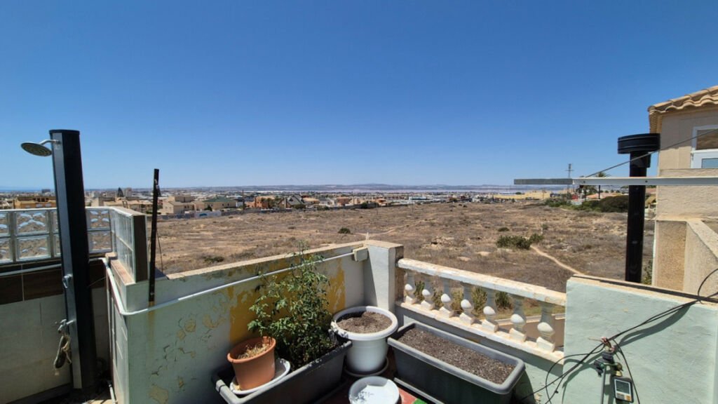 Townhouse Torrevieja Alicante - image 30