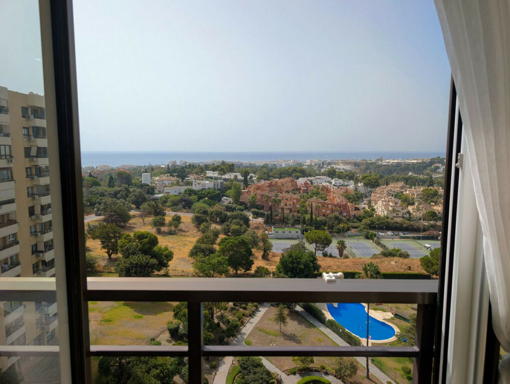 Penthouse Nueva Andalucía Málaga - image 24