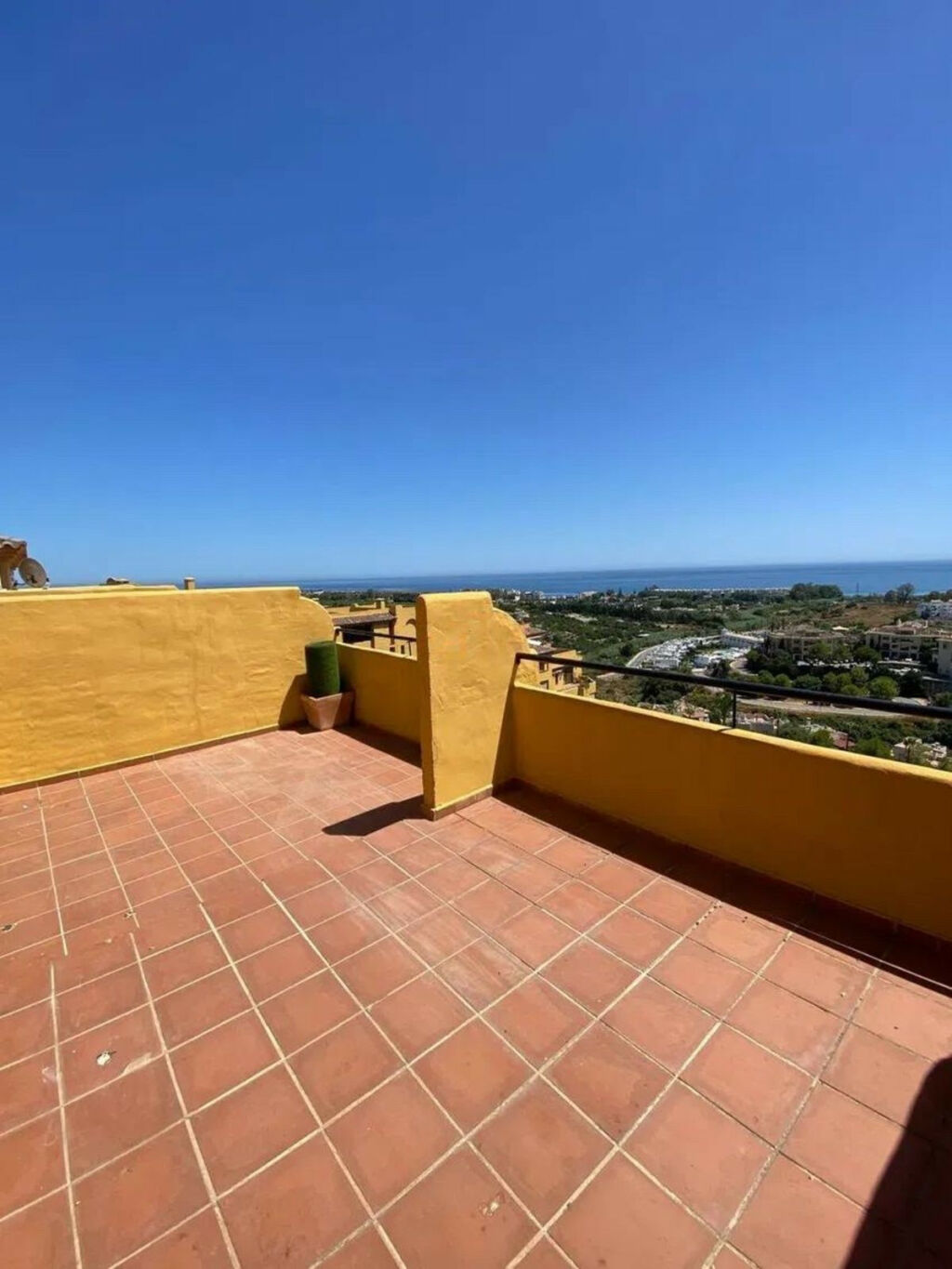 Penthouse Duplex Selwo Málaga - image 30