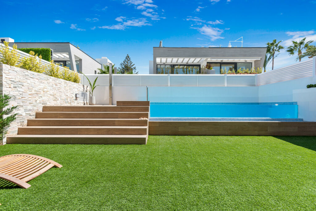 Townhouse Puerto Banús Málaga - image 30