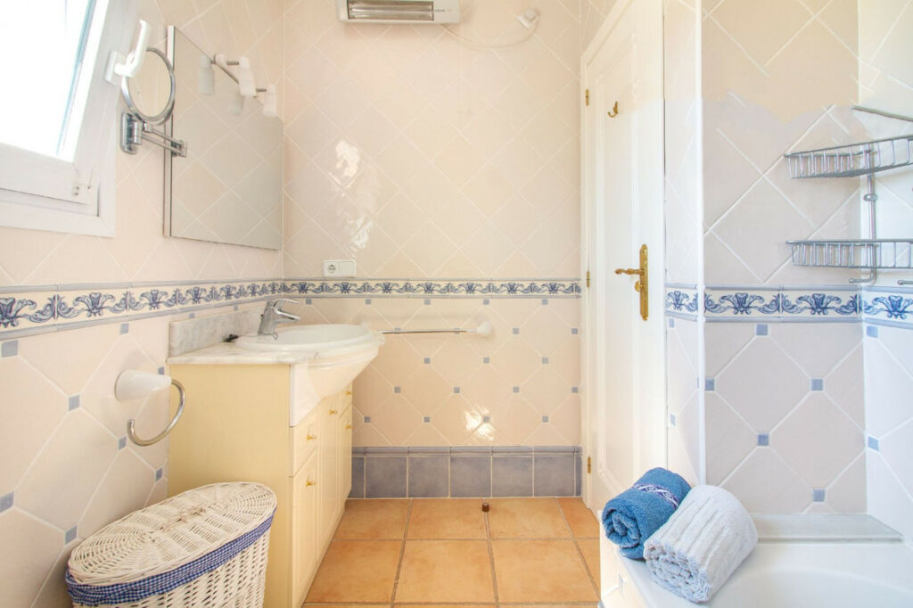 Detached Villa Calpe Alicante - image 30