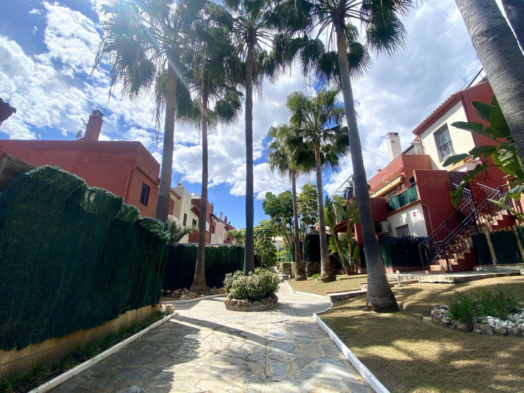Townhouse Estepona Málaga - image 30