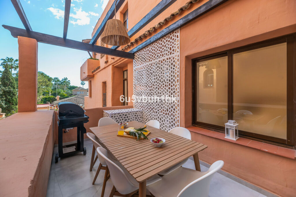 Middle Floor Apartment Estepona Málaga - image 30