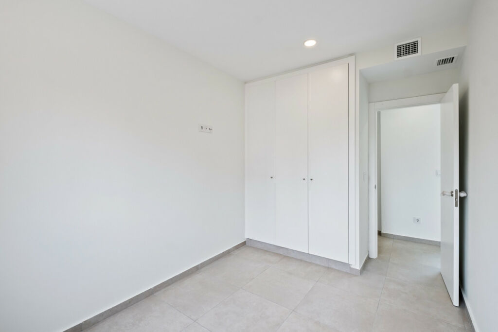 Middle Floor Apartment Montemar Málaga - image 30