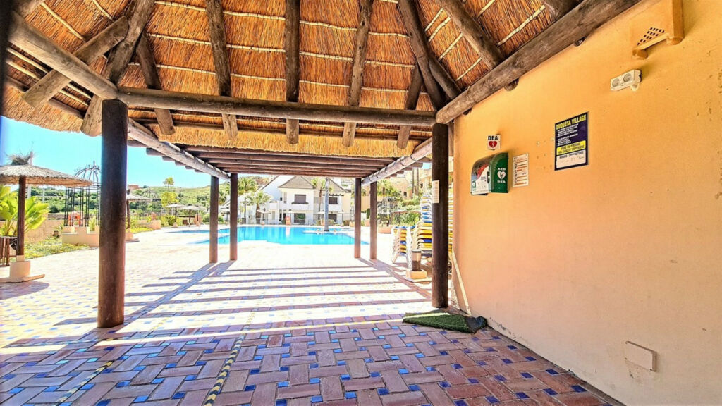 Penthouse Manilva Málaga - image 30