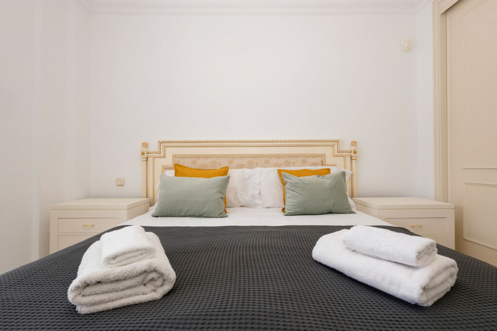 Middle Floor Apartment Puerto Banús Málaga - image 30