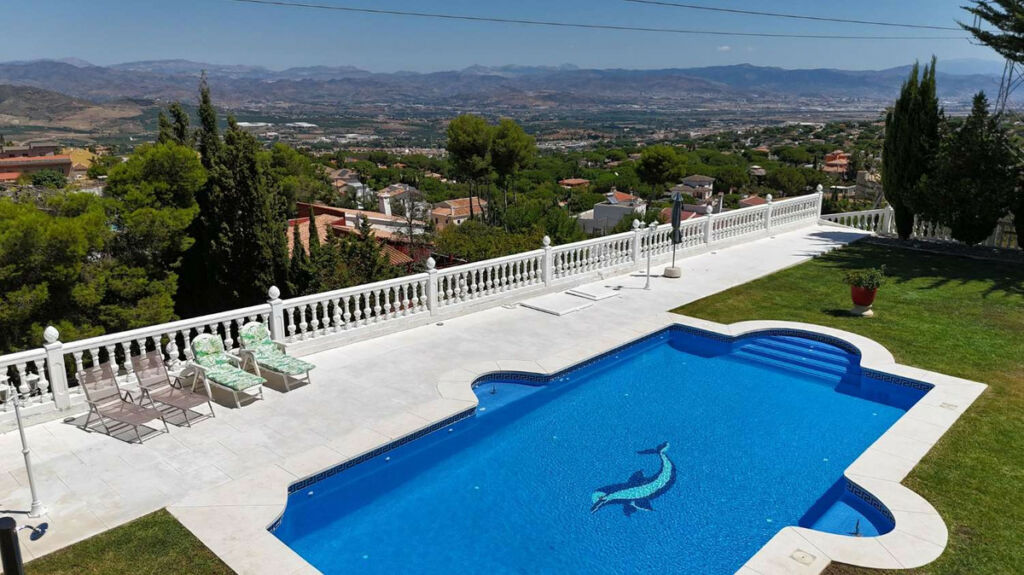 Detached Villa Alhaurín de la Torre Málaga - image 32