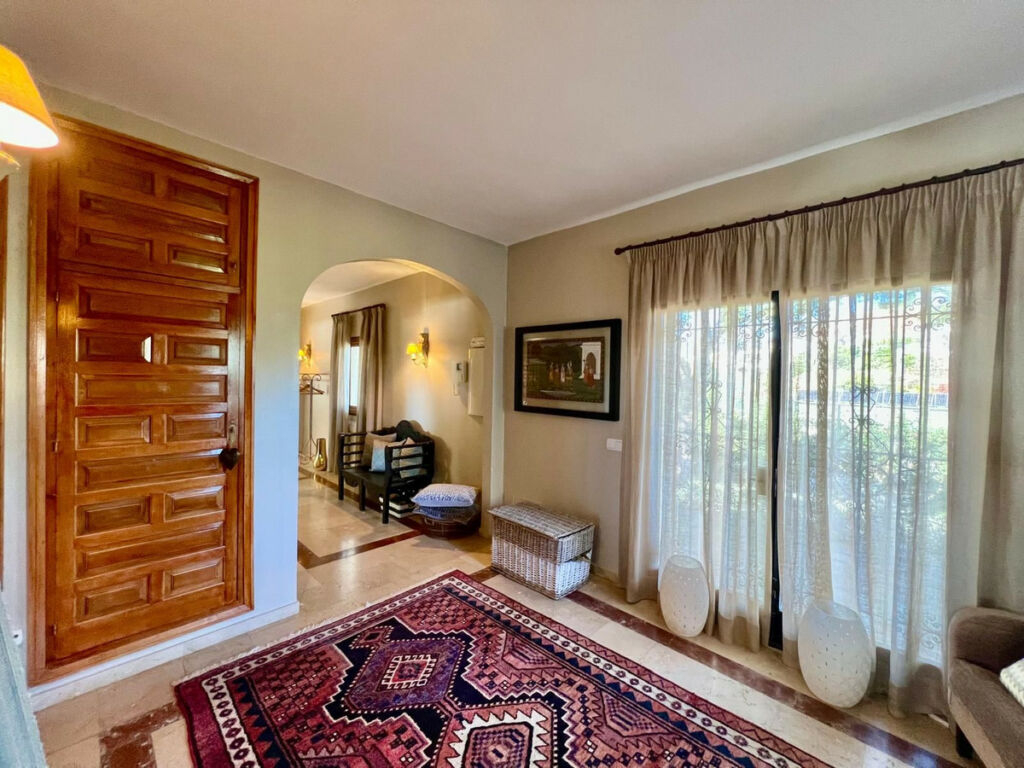 Detached Villa Elviria Málaga - image 30