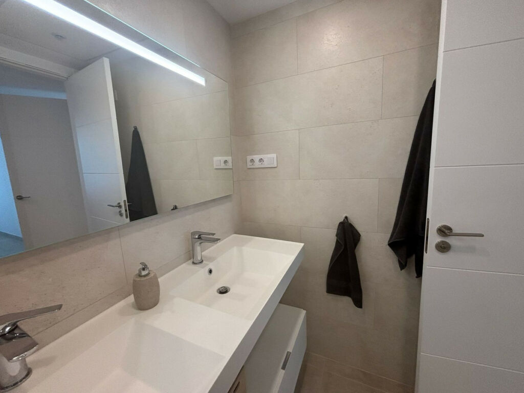 Middle Floor Apartment Fuengirola Málaga - image 29