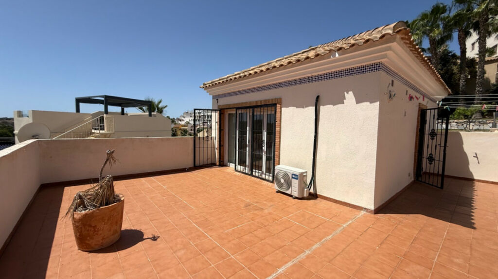 Detached Villa Las Ramblas Golf Alicante - image 31