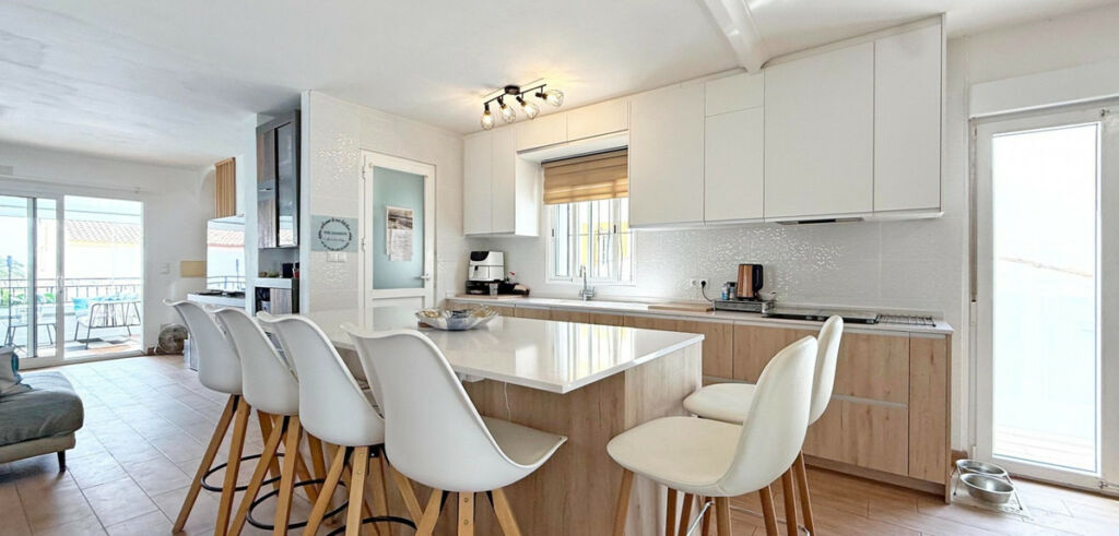 Detached Villa Villamartin Alicante - image 31