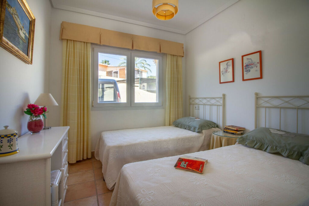 Detached Villa Calpe Alicante - image 31
