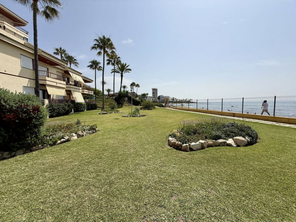Middle Floor Apartment Mijas Costa Málaga - image 31