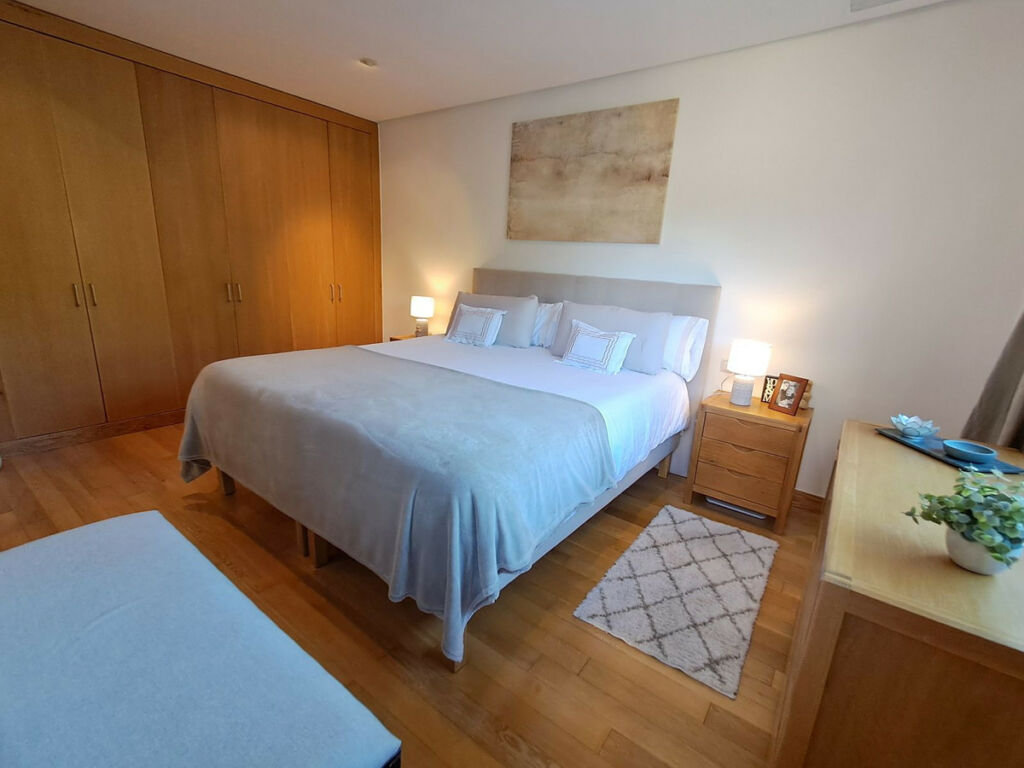 Townhouse Nagüeles Málaga - image 31
