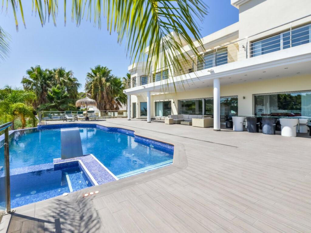 Detached Villa La Fustera Alicante - image 31