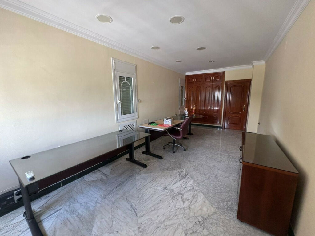 Detached Villa Alhaurín de la Torre Málaga - image 11
