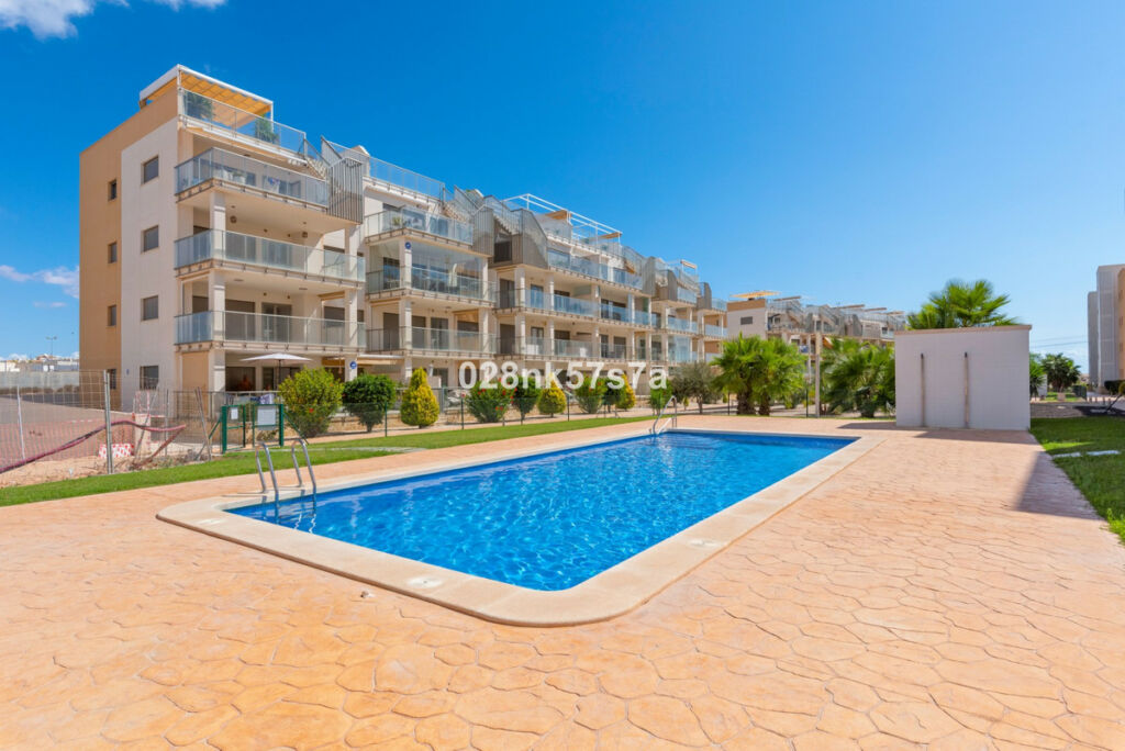 Middle Floor Apartment Orihuela Costa Alicante - image 31