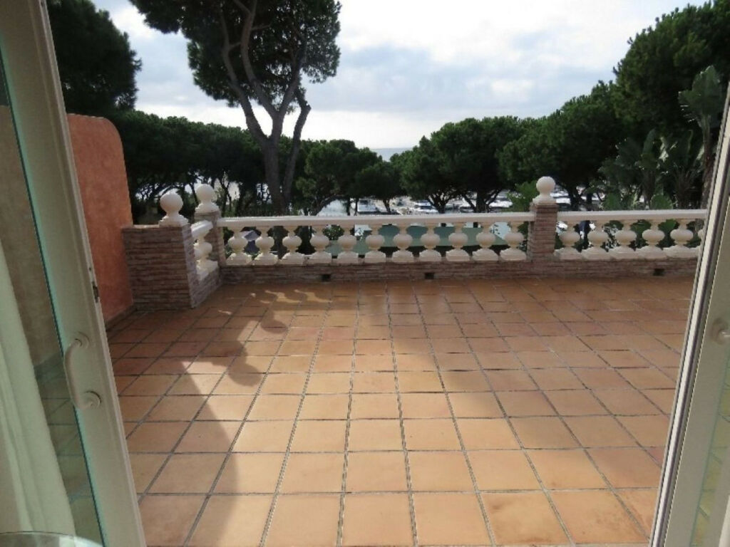 Semi-Detached House Puerto de Cabopino Málaga - image 30