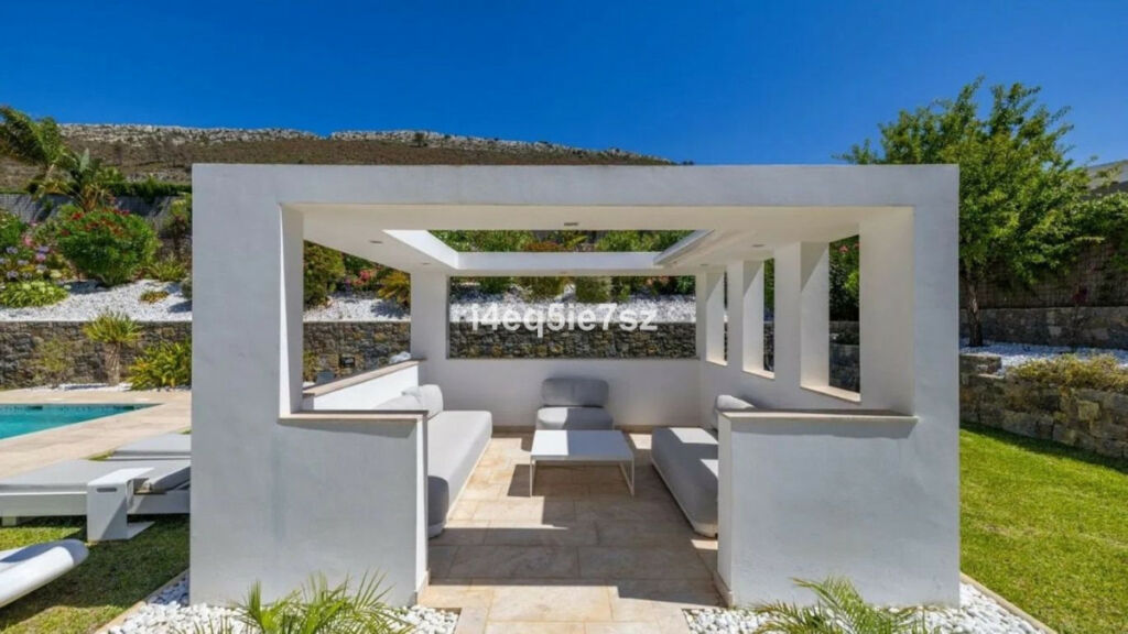 Detached Villa Javea Alicante - image 31